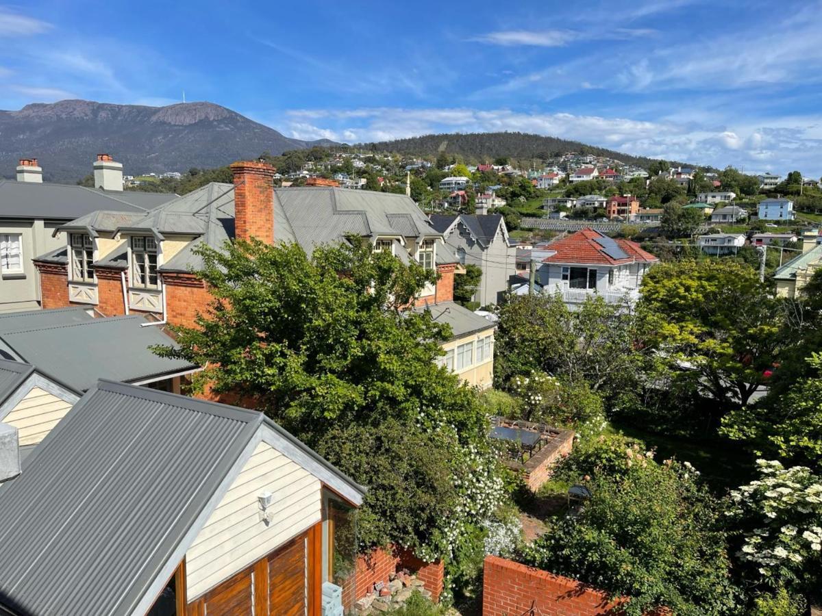 Lowena Cafe And Accommodation Hobart Exterior foto